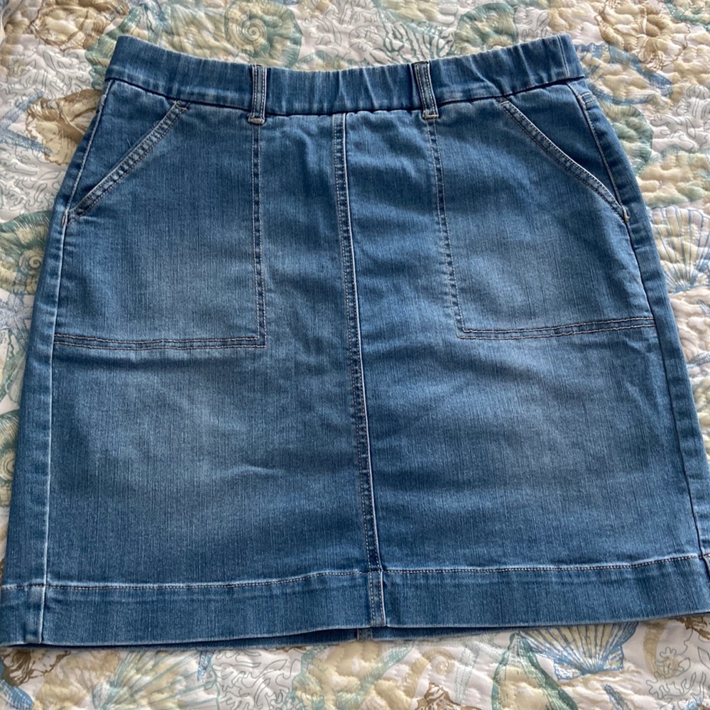 Denim & Co skort